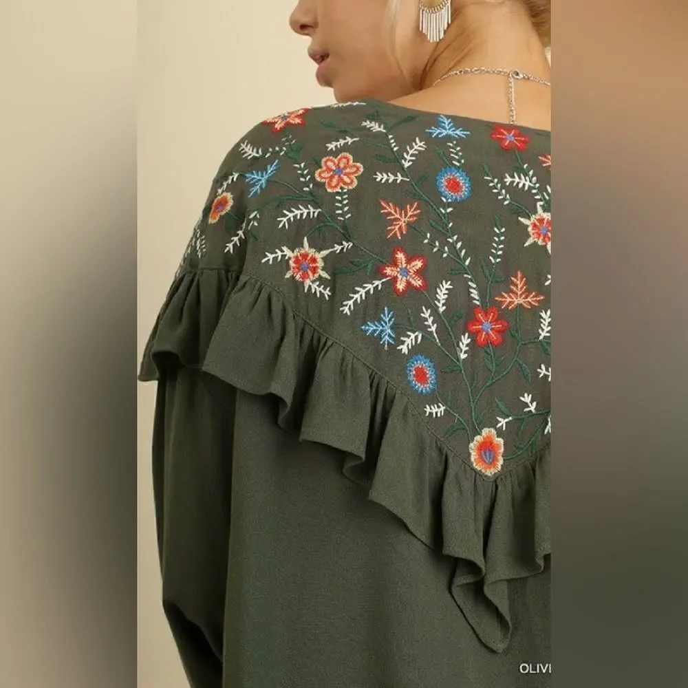 UMGEE Ruffled Zipper Front Jacket with Floral Embroidered Detail Medium - Picture 15 of 16